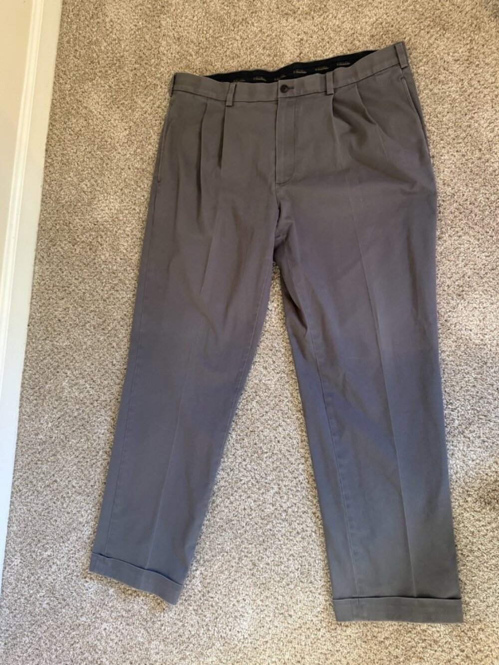 Brooks Brothers Advantage Chino Gray Pleated Pants 40x32
